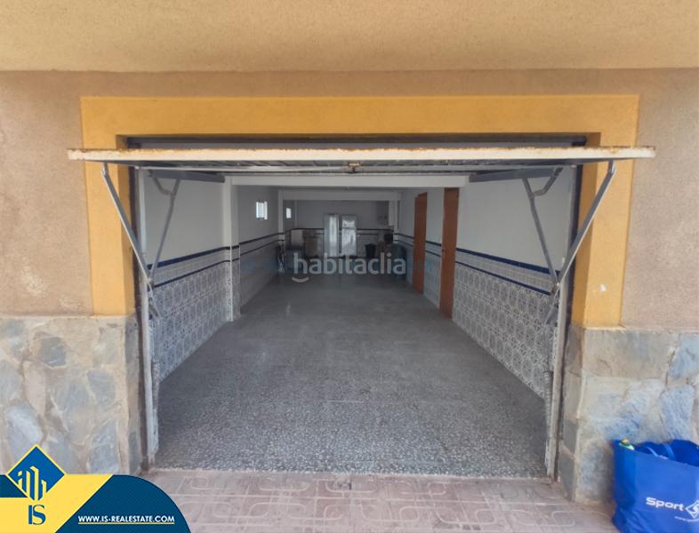 Foto 8c4376db-d510-4625-b99a-25d00f433259. Casa amb aparcament a Guardamar Playa Guardamar del Segura