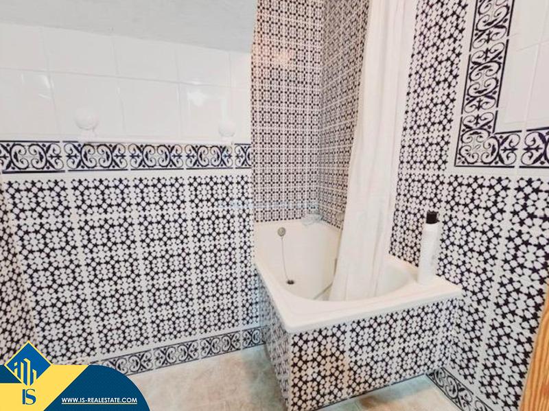 Foto 8f3dd568-297f-438e-a236-19b2548f75f3. Casa adossada amb calefacció aparcament a Pueblo Guardamar del Segura