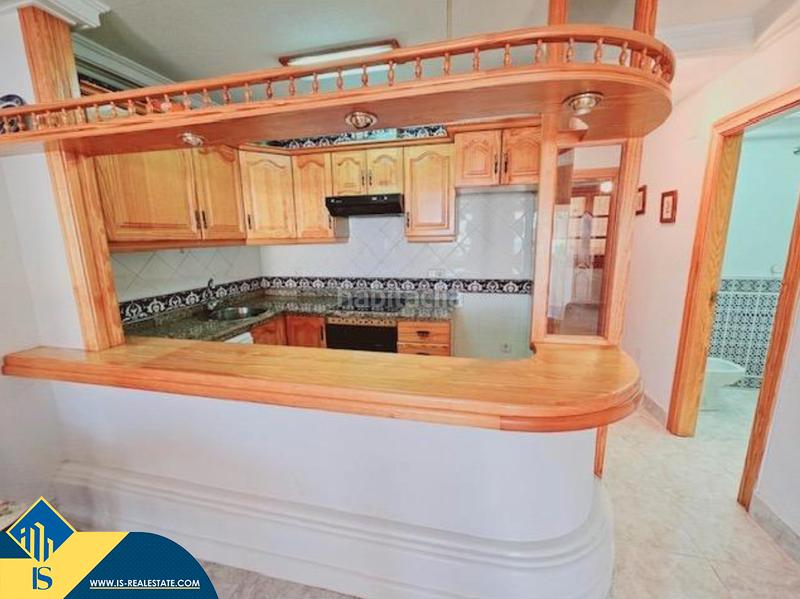 Foto e5681088-bf75-4b7f-b549-b8157e9d3533. Casa adossada amb calefacció aparcament a Pueblo Guardamar del Segura