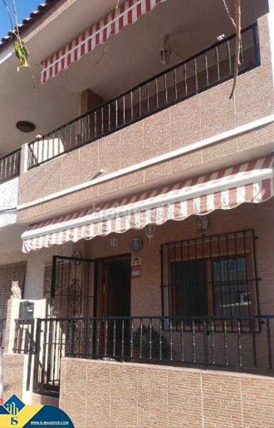 Foto 882a34f3-d3e1-4e78-b2f1-d12c1519801f. Haus mit parking in Pueblo Latino Pilar de la Horadada