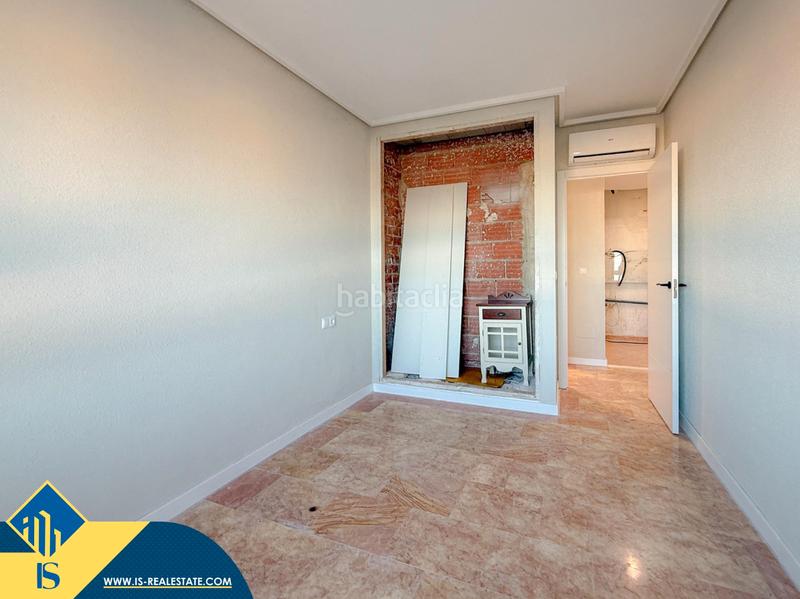 Foto 49b638ce-dfde-4efe-90b9-2f0ea00a5555. Penthouse with heating parking pool in Torreblanca Torrevieja