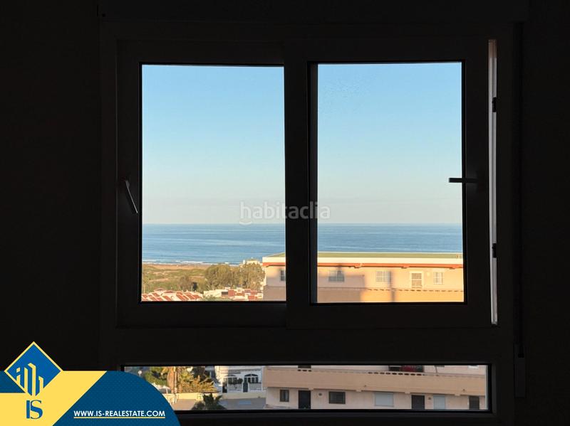 Foto e52049e4-bfa3-479b-bc4c-6c7e9a586e6a. Penthouse with heating parking pool in Torreblanca Torrevieja