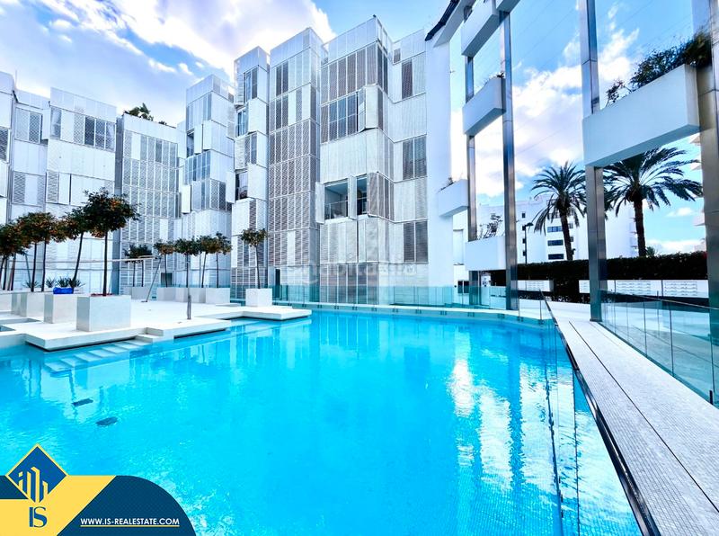 Foto 2e8336c7-49db-4991-92fe-fc06d5bfa770. Appartement avec chauffage parking piscine dans Marina Botafoc-Talamanca Ibiza