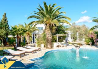 Xalet a Sant Jordi de Ses Salines-Sant Francesc. Villa con piscina, islas baleares, ibiza. 6 habitaciones | 428 m
