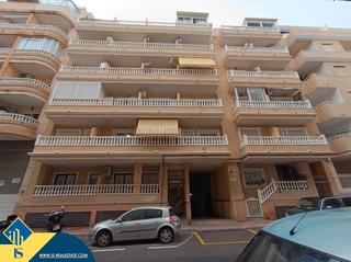 Apartament a Avenida Habaneras - Curva de Palangre. Apartamento con balcón en torrevieja, provincia de alicante. 2 h