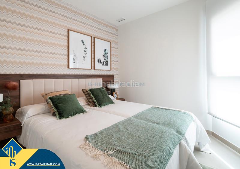Foto ed454b9b-695a-42fc-a20a-6d4a5a54bb78. Apartament amb aparcament piscina a Playa Poniente Benidorm