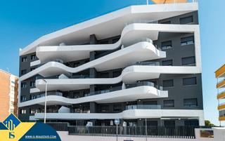 Apartament a Punta Prima. Apartamento para construir en la provincia de alicante, en la lo