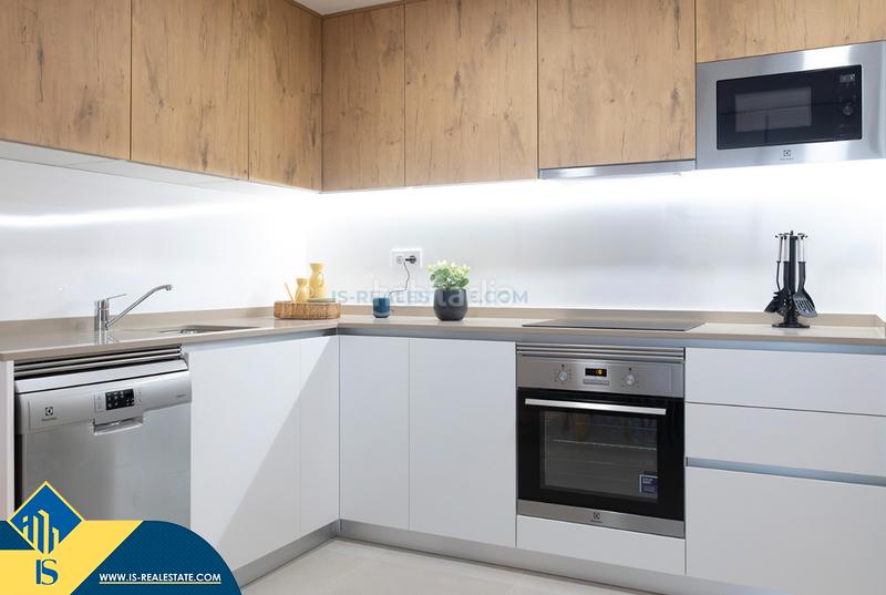 Foto 21e5054a-b5c8-45b4-86d1-9706cf346c9b. Piccolo appartamento con parcheggio piscina in Punta Prima Torrevieja