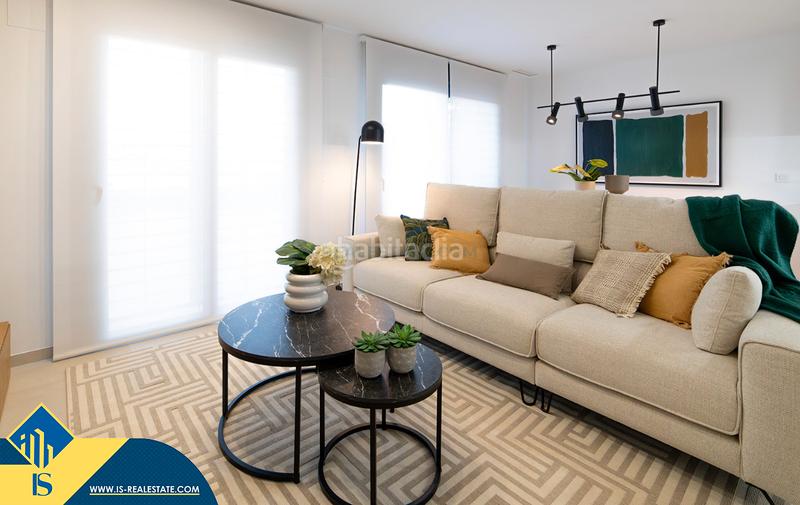 Foto ccf8aa93-fa91-46e5-adac-2ddbb10e747e. Piccolo appartamento con parcheggio piscina in Punta Prima Torrevieja