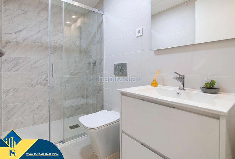 Foto f5ec3d36-1cca-453d-bb63-6cc3d242baca. Piccolo appartamento con parcheggio piscina in Punta Prima Torrevieja