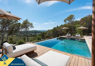 Xalet a Santa Gertrudis. Villa con piscina, islas baleares, ibiza. 5 habitaciones | 760 m