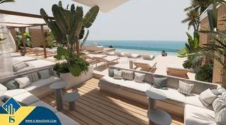 Apartament a Santa Eulària des Riu. Apartamentos en construcción con piscina compartida, islas balea