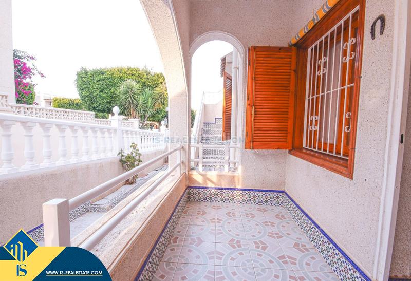 Foto 12f91a74-347f-44ea-b4ca-1744bd2d8ca7. House with fireplace heating pool in Los Balcones-Los Altos Torrevieja