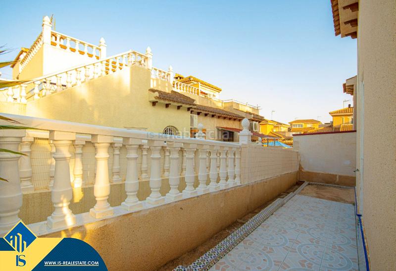 Foto deebb047-0924-4b3d-92cd-b8cda0340386. House with fireplace heating pool in Los Balcones-Los Altos Torrevieja
