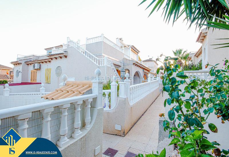 Foto e2d01b24-6faa-45ef-8b6d-7ede0083fe32. House with fireplace heating pool in Los Balcones-Los Altos Torrevieja