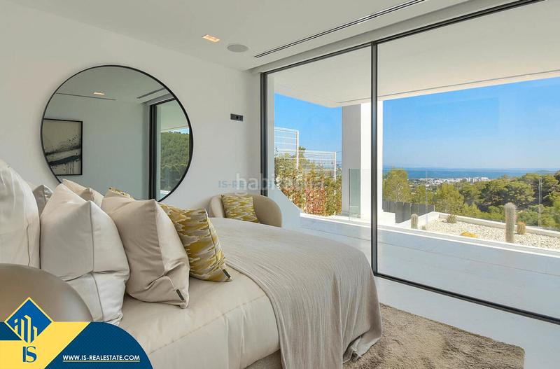 Foto 8728618d-afa4-4b45-b38e-a7c3c7e49b6b. Xalet amb aparcament piscina a S´Eixample-Can Misses Ibiza