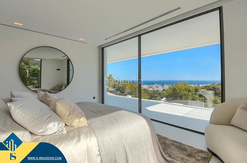 Foto 93d9b162-c682-420d-a672-e984581bf4e7. Xalet amb aparcament piscina a S´Eixample-Can Misses Ibiza