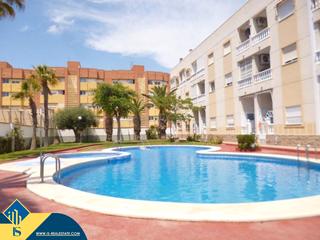 Ático en Antonio Machado. Ático con piscina compartida en torrevieja, provincia de alicant