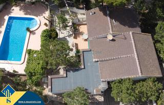 Xalet a Los Balcones-Los Altos. Chalet con piscina privada, en la provincia de alicante, en la l