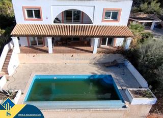 Chalet à Jesús. Villa con piscina, islas baleares, ibiza. 5 habitaciones | 310 m
