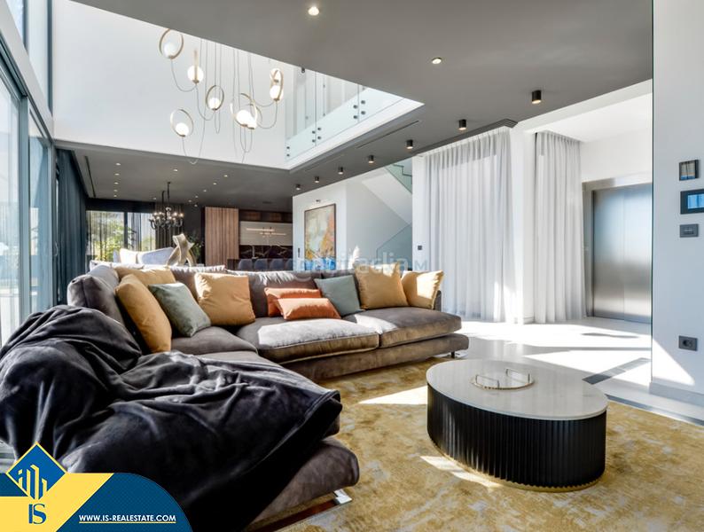 Foto 09847623-009e-464a-8e34-c14e9fd4f6fd. Maison avec parking piscine dans Golf Bahía Finestrat