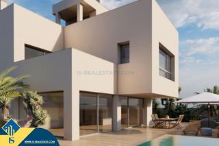 Xalet a El Mojón. Casas con piscina comunitaria en construcción en orihuela costa,