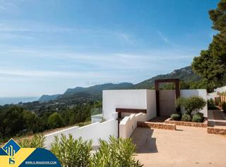 Xalet a Es Cubells. Villa con piscina, islas baleares, ibiza. 5 habitaciones | 600 m