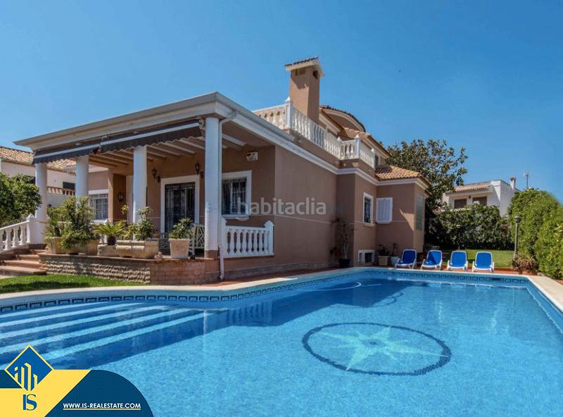 Foto 69a9442b-8481-41fb-a95c-5da74cede41e. Chalet avec parking piscine dans Cañada del Molino Torrevieja