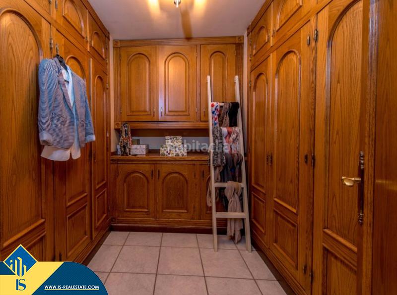 Foto 9651d2e7-7166-46b3-a0b8-57f53d6830df. Chalet avec parking piscine dans Cañada del Molino Torrevieja