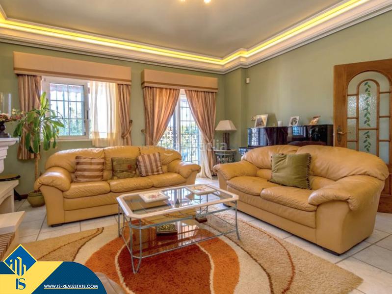 Foto e476ed9f-b4b2-4e42-9104-65bae5650f1f. Chalet avec parking piscine dans Cañada del Molino Torrevieja