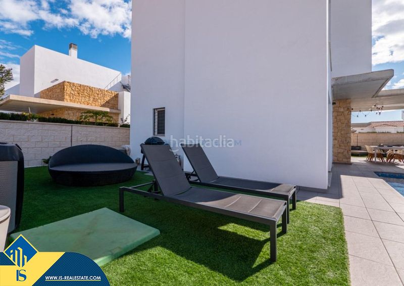 Foto b339a02b-786b-49ad-a442-bc5ce96afbab. Xalet amb aparcament piscina a Pueblo Bravo Rojales