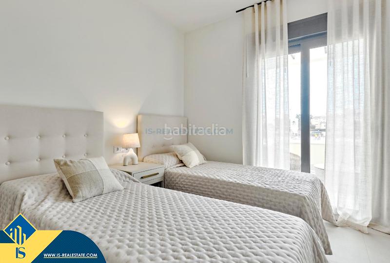 Foto 30623943-7583-40cb-af5e-e62229d06950. Appartement avec parking piscine dans La Veleta Torrevieja