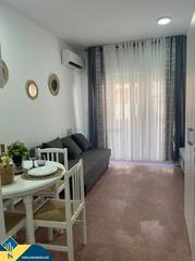 Studio à Zona Playa de los Locos. Estudio reformado con terraza, en alicante, provincia de torrevi