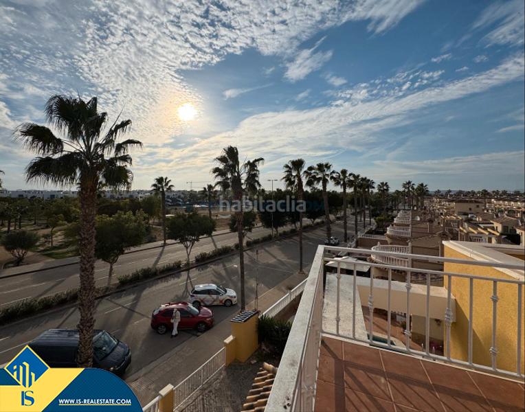 Foto 209d0c14-2652-488f-b0ea-cd7f9da3b79e. Xalet amb aparcament piscina a El Raso Guardamar del Segura