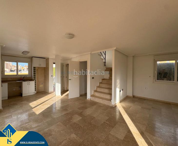 Foto 9d6f299c-8d6f-4914-8ed5-f13225e407b6. Xalet amb aparcament piscina a El Raso Guardamar del Segura