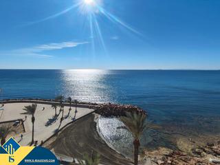 Ático en Zona Playa del Cura. Ático con terraza en la provincia de alicante, en torrevieja, ba
