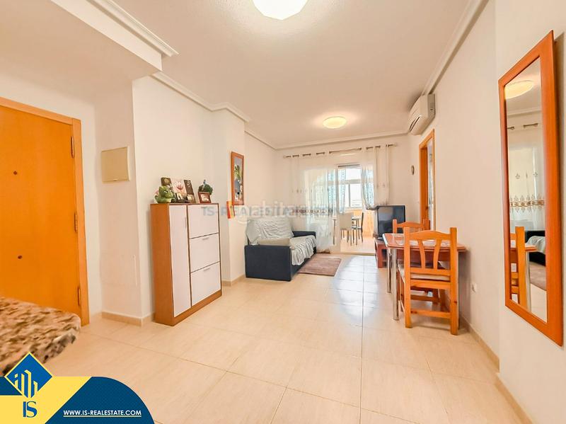 Foto 4a73229a-15d3-4260-aaad-cc14d4825888. Apartament amb calefacció piscina a Torreblanca Torrevieja