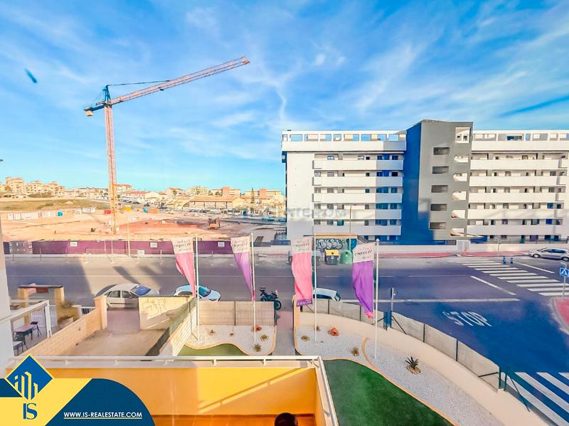 Foto 6e41d709-66d2-45f6-ab5d-9d57be6d72a9. Apartament amb calefacció piscina a Torreblanca Torrevieja