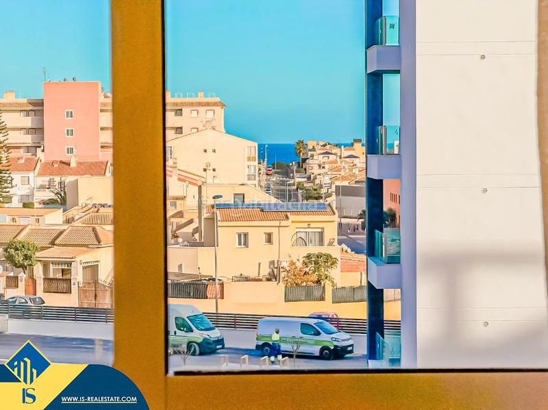 Foto a287188b-1aa0-4944-941a-3f0e335b1c1e. Apartament amb calefacció piscina a Torreblanca Torrevieja