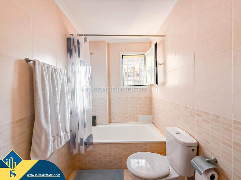 Foto c2c16327-e752-47ef-8ba0-c897df9ee865. Apartament amb calefacció piscina a Torreblanca Torrevieja