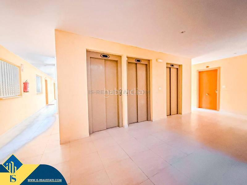 Foto f6edec71-4052-49e0-8ca0-a9fd51940f43. Apartament amb calefacció piscina a Torreblanca Torrevieja