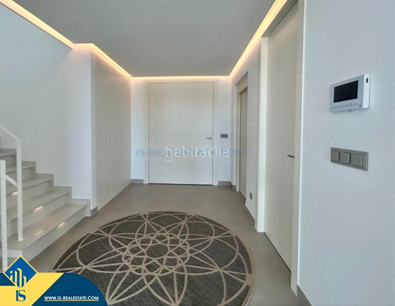 Foto 0c75aaaa-e489-467d-a40d-f4653ee67aed. Xalet amb aparcament piscina a Rojales