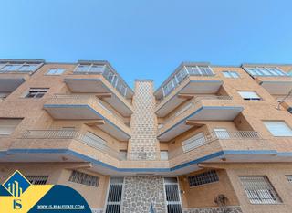 Apartament a El Acequión. Apartamento con terraza en la provincia de alicante, en la local