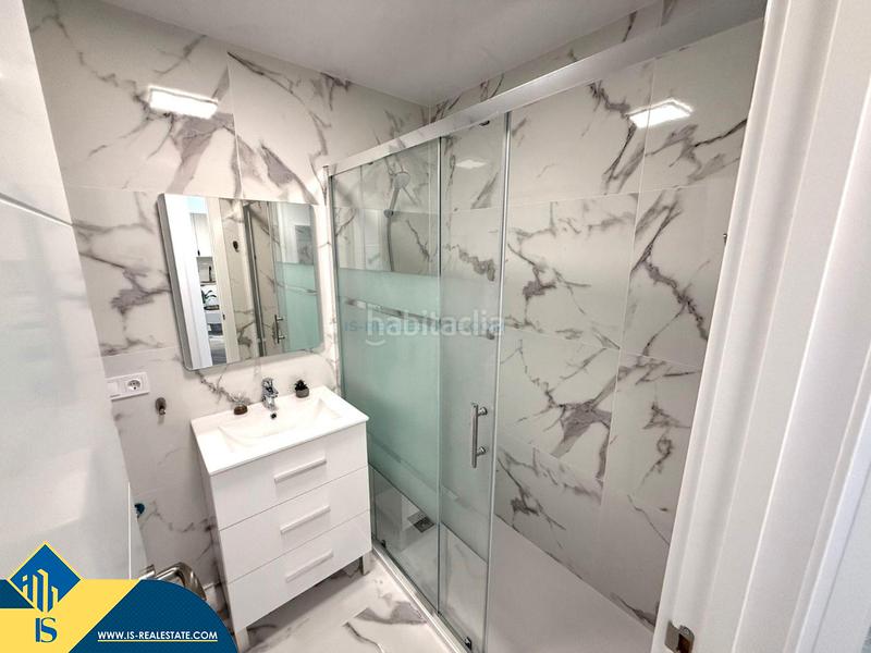 Foto 642eed72-5082-4354-a5de-8fd596382977. Apartament amb calefacció piscina a Zona Playa del Cura Torrevieja