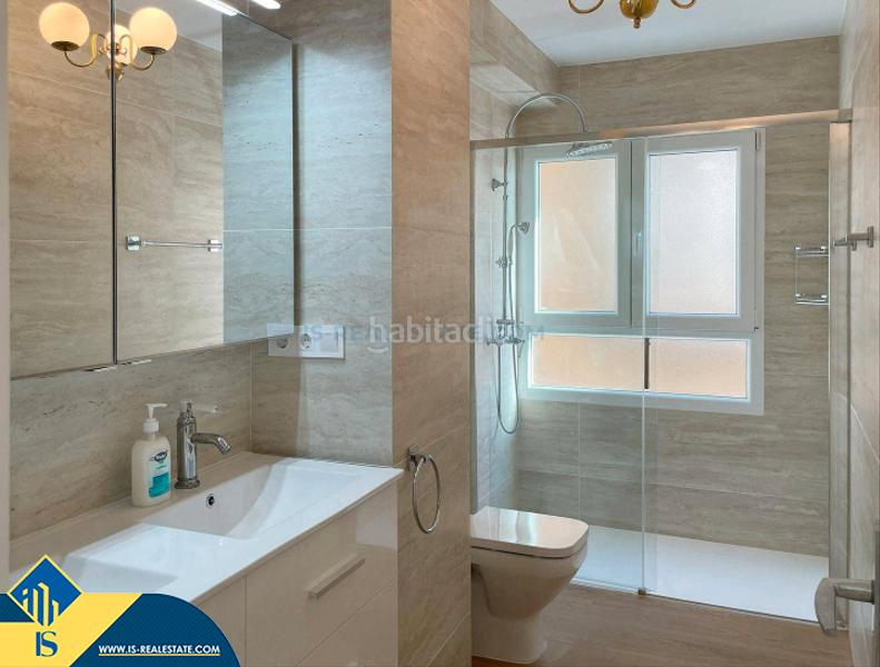 Foto 510c76ae-63c1-45c7-b4c4-f17c947c36f4. Pis a Centro - Muelle Pesquero Torrevieja