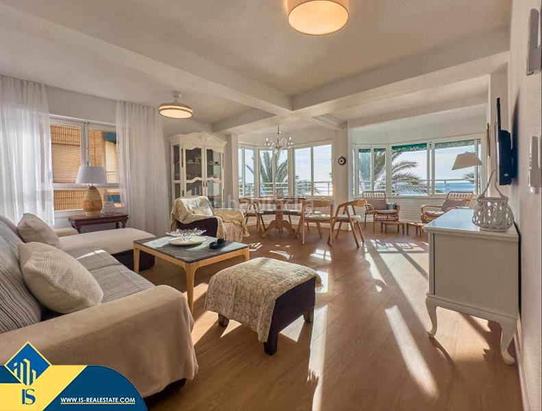 Foto a8d57ae0-f79b-456a-8b64-3b29807c4c42. Pis a Centro - Muelle Pesquero Torrevieja