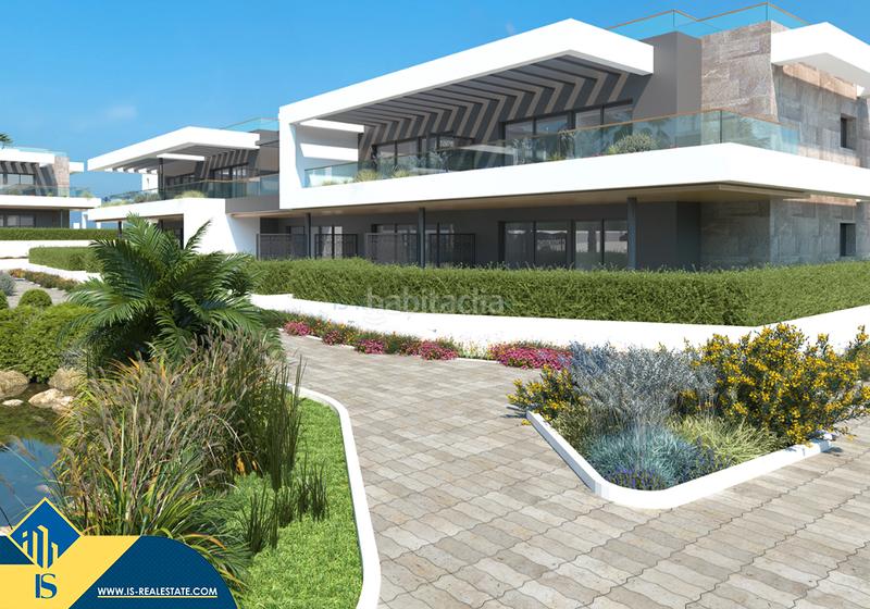 Foto 510d363d-3781-4a45-a67e-8f3145ae4e5c. Chalet avec parking piscine dans Zona Carrefour - Urbanizaciones Torrevieja