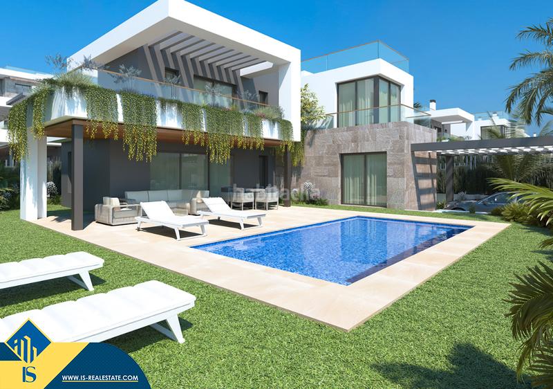 Foto 6989208c-8ac8-48cb-94ae-2582d41bafff. Chalet avec parking piscine dans Zona Carrefour - Urbanizaciones Torrevieja