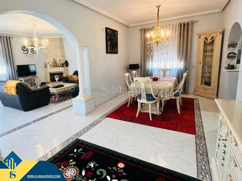 Foto 4ccd4545-c2b6-4d11-a3d6-2466208c4a59. Chalet mit parking pool in Los Balcones-Los Altos Torrevieja