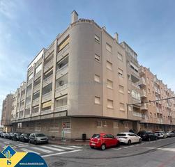 Apartamento en Antonio Machado. Apartamento con terraza en torrevieja, provincia de alicante. 2